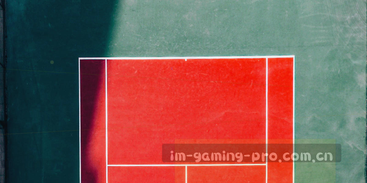 赛博青描边的抽象索引层与高亮格位图形